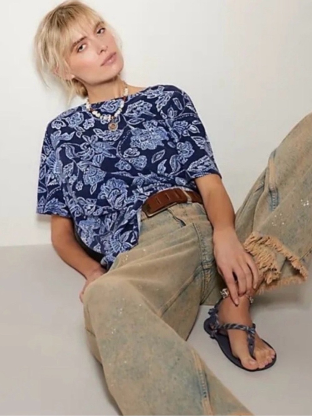 We The Free Navy Blue Floral Boxy Oversized Short Sleeve Nina Tee Size Small